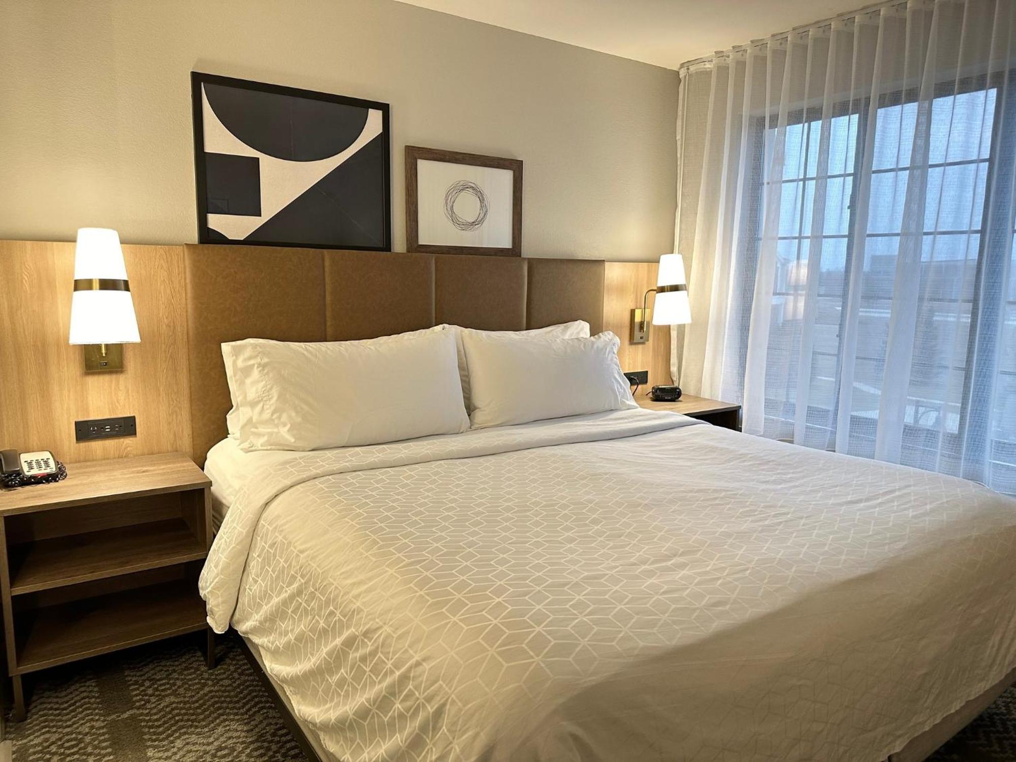 Staybridge Suites Milwaukee West-Oconomowoc By Ihg Exterior foto