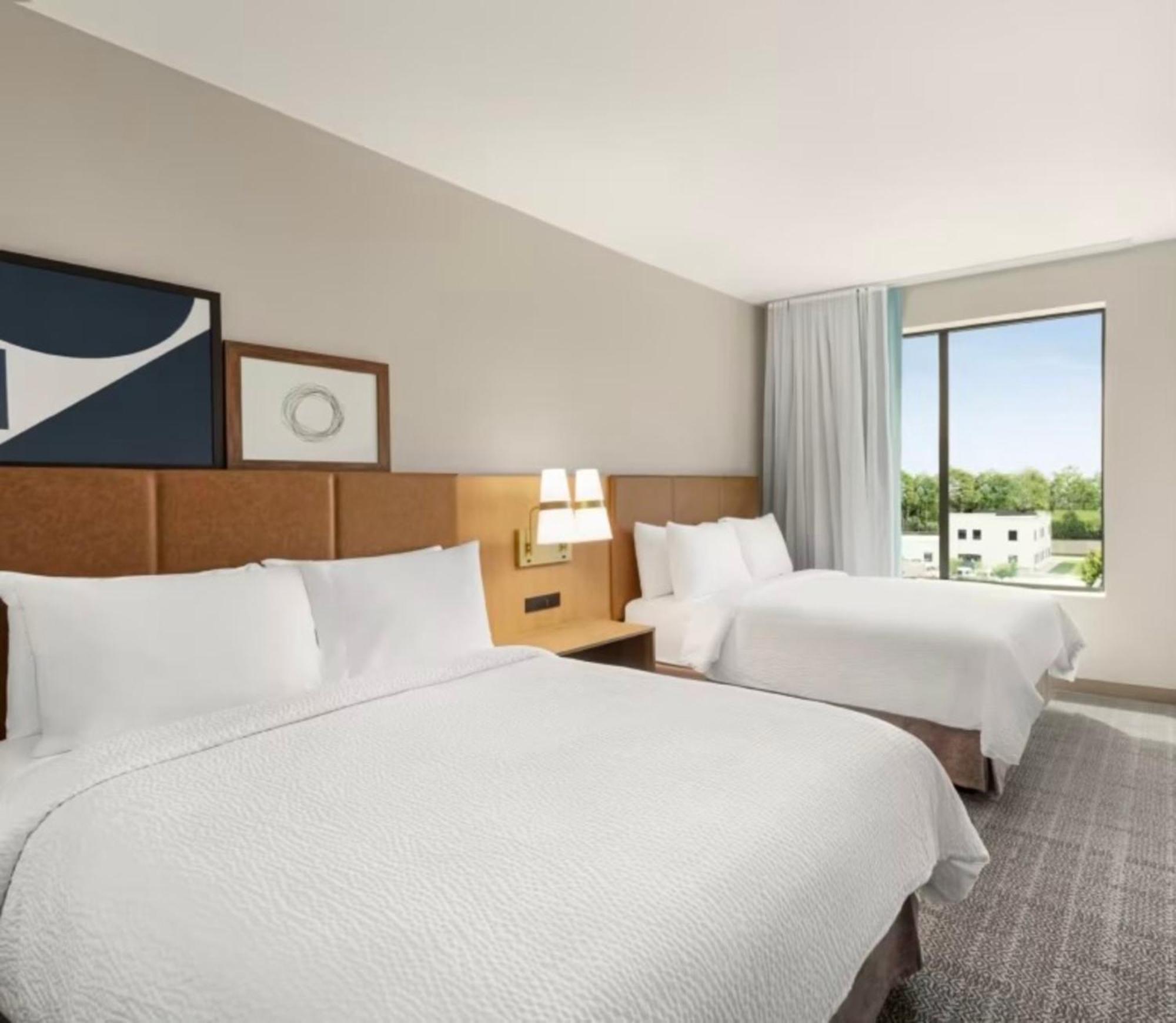 Staybridge Suites Milwaukee West-Oconomowoc By Ihg Exterior foto