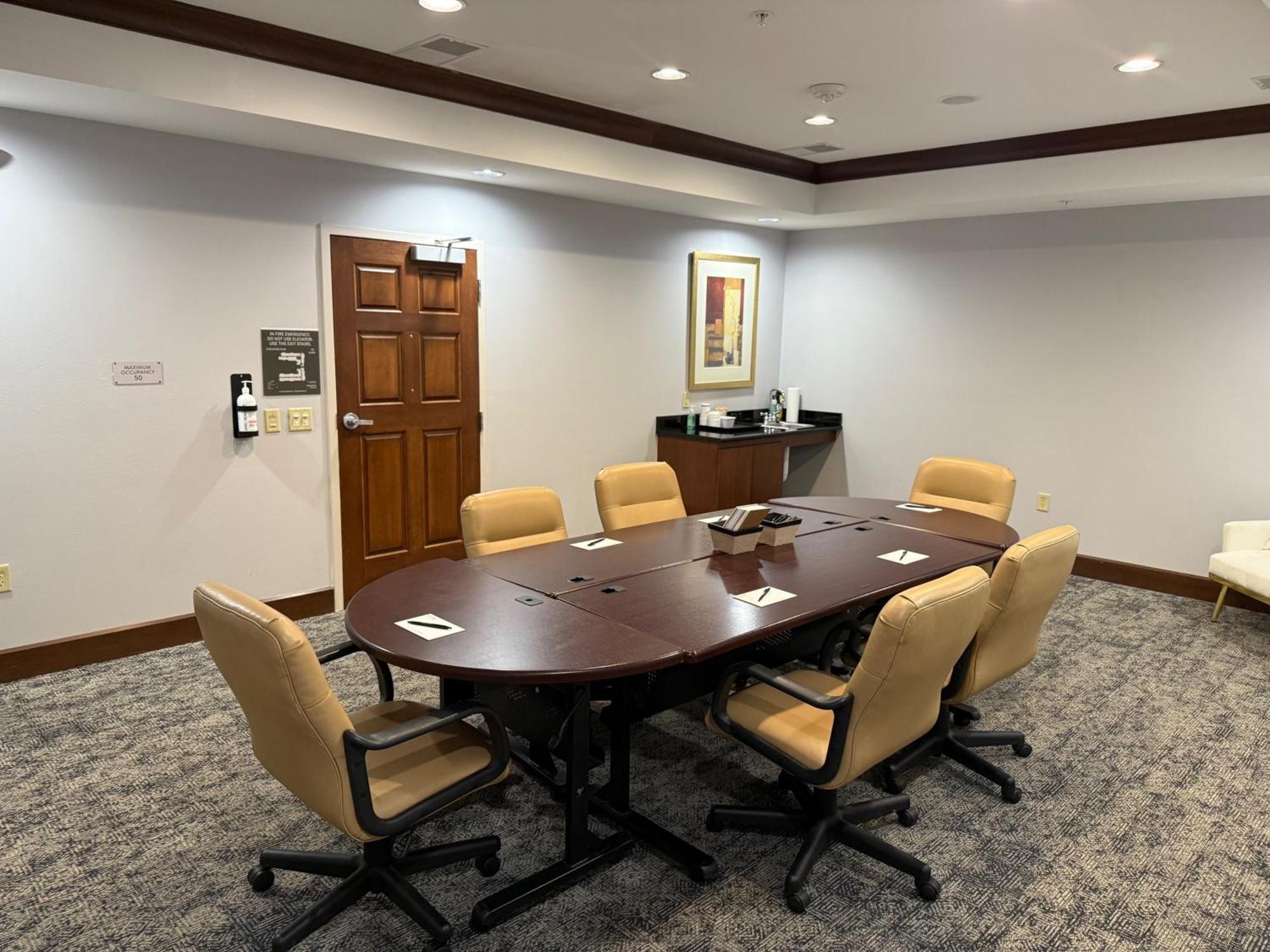 Staybridge Suites Milwaukee West-Oconomowoc By Ihg Exterior foto